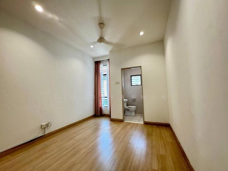 2-storey Terraced House for Sale in Alam Sari (Bangi) - Fikri Yasmin - Interior - PropertyGuru.com.my