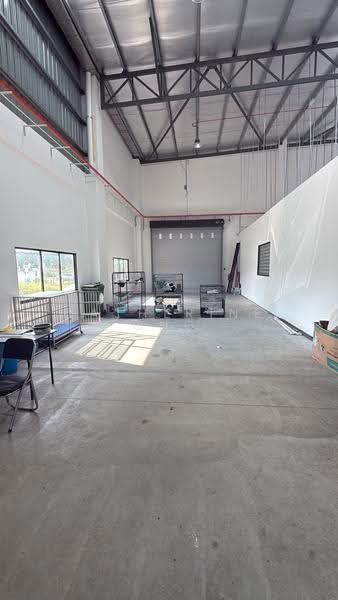 Factory for Sale in Eco Business Park 1 (Johor Bahru) - Catherine Ong - Interior - PropertyGuru.com.my