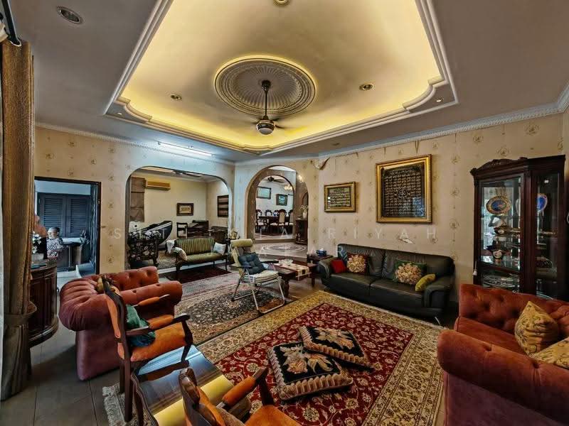 Bungalow House untuk Dijual di Petaling Jaya (Selangor) - SITI KHAIRIYAH JAAFAR - Living Room - PropertyGuru.com.my
