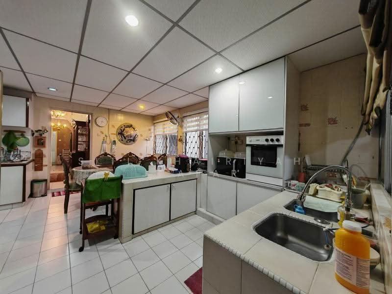 Bungalow House untuk Dijual di Petaling Jaya (Selangor) - SITI KHAIRIYAH JAAFAR - Kitchen - PropertyGuru.com.my