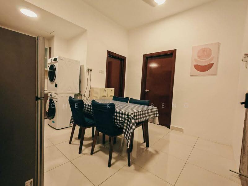 Kediaman Servis untuk Disewa di Regalia Residence - Chen Kah Seng - Dining Room - PropertyGuru.com.my