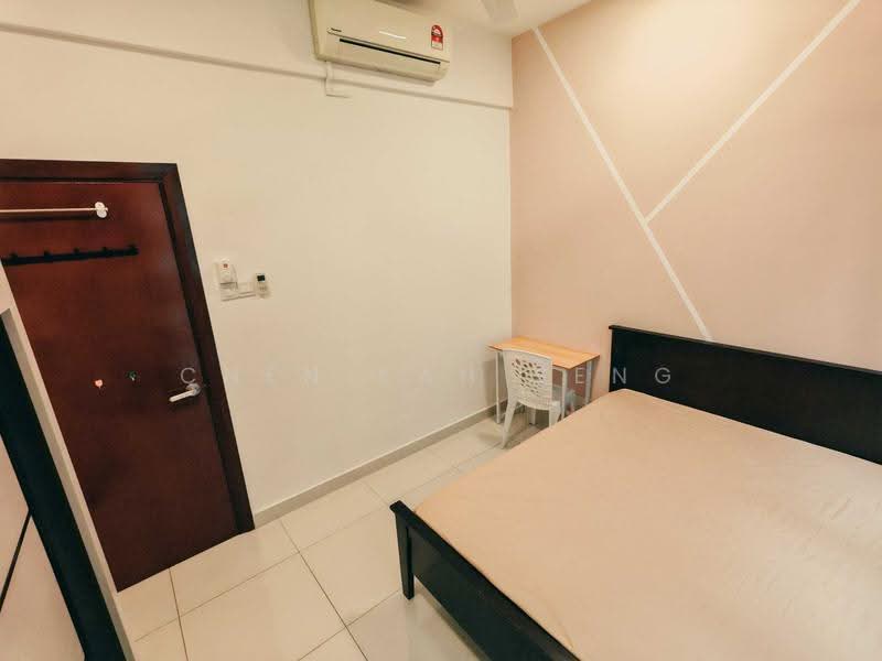 Kediaman Servis untuk Disewa di Regalia Residence - Chen Kah Seng - Bedroom - PropertyGuru.com.my