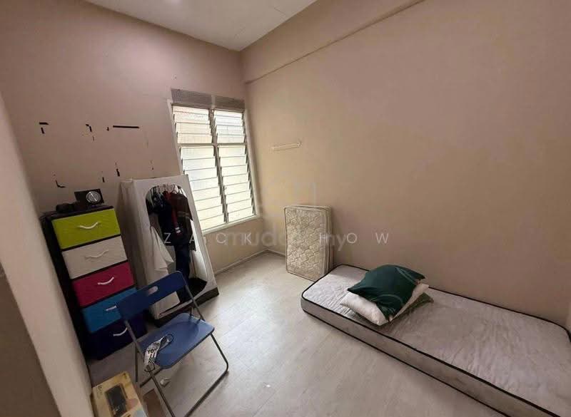 Rumah Flat untuk Dijual di Taman Maluri - Zack Chow - Bedroom - PropertyGuru.com.my