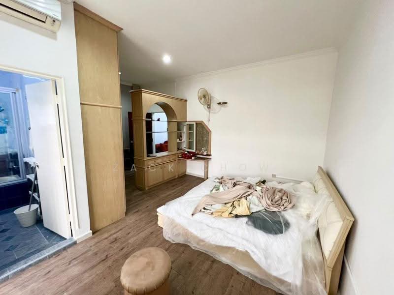 2-storey Terraced House for Sale in Taman Desa Cemerlang (Ulu Tiram) - Zack Chow - Bedroom - PropertyGuru.com.my