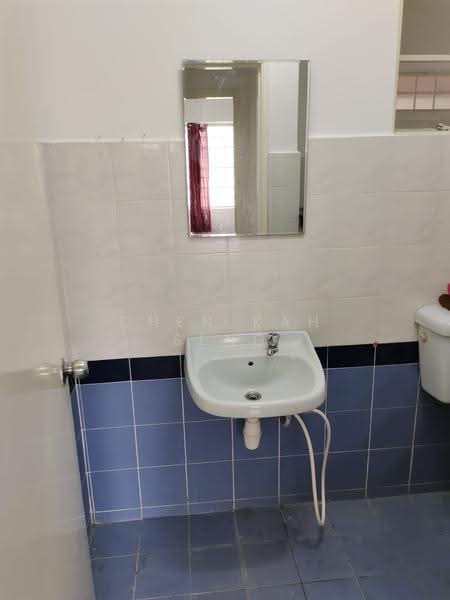 Condominium for Sale at Danau Impian - Chen Kah Seng - Bathroom - PropertyGuru.com.my