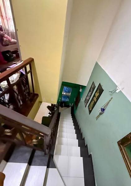 Rumah Teres untuk Dijual di Taman Bukit Dahlia (Pasir Gudang) - Arzaim Barimin - Interior - PropertyGuru.com.my