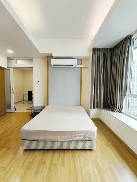 Kediaman Servis untuk Dijual di Parkview Service Apartment - Eddie Loh - Bedroom - PropertyGuru.com.my