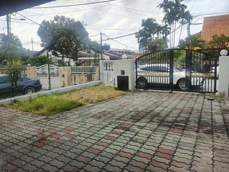 2-storey Terraced House for Sale in SS 26, Taman Mayang Jaya (Petaling Jaya) - Richard Liew - Exterior - PropertyGuru.com.my
