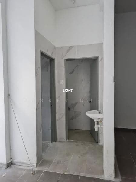 Shop / Office for Rent in Shah Alam (Selangor) - Darren Chen - Bathroom - PropertyGuru.com.my