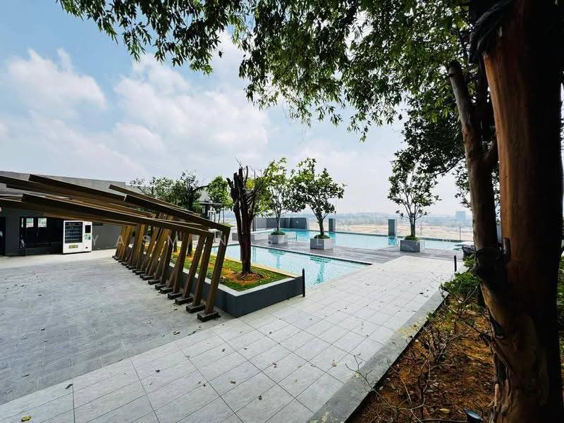 Kediaman Servis untuk Dijual di Emira Residence - Yasmin Sulaiman - Exterior - PropertyGuru.com.my