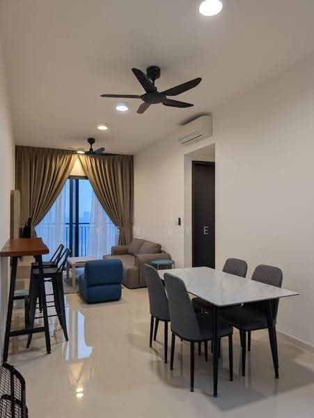 Kediaman Servis untuk Disewa di Sunway Velocity TWO - Ken Lye - Living Room - PropertyGuru.com.my