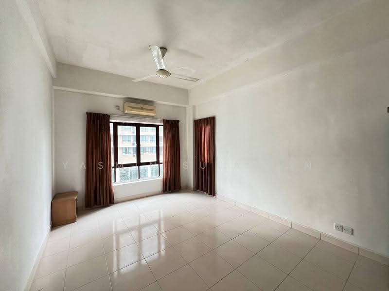 Condominium for Sale at Hartamas Regency 1 - Yasmin Sulaiman - Living Room - PropertyGuru.com.my