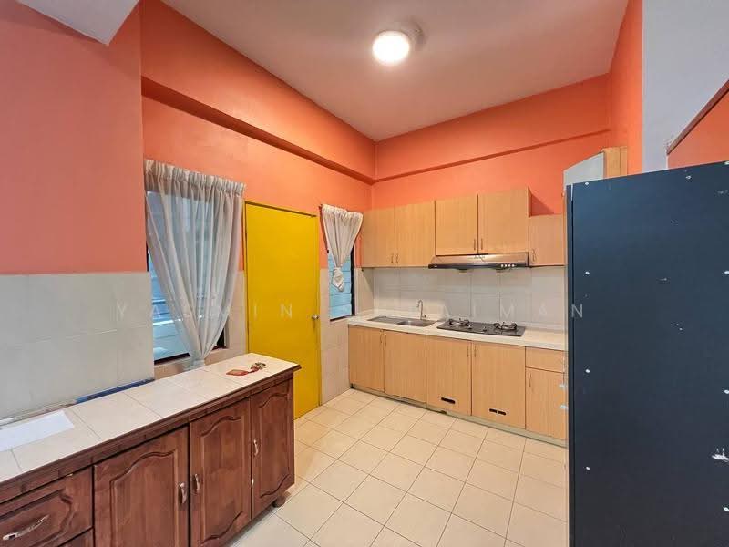 Condominium for Sale at Hartamas Regency 1 - Yasmin Sulaiman - Kitchen - PropertyGuru.com.my