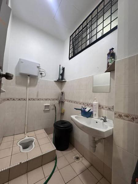 2-storey Terraced House for Sale in Taman Setia Indah (Tebrau) - Finn Aw - Bathroom - PropertyGuru.com.my
