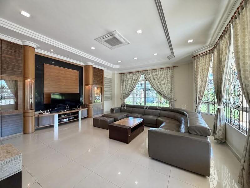Bungalow House untuk Dijual di Taman BDC (Kota Kinabalu) - Jacklyn Wong - Living Room - PropertyGuru.com.my