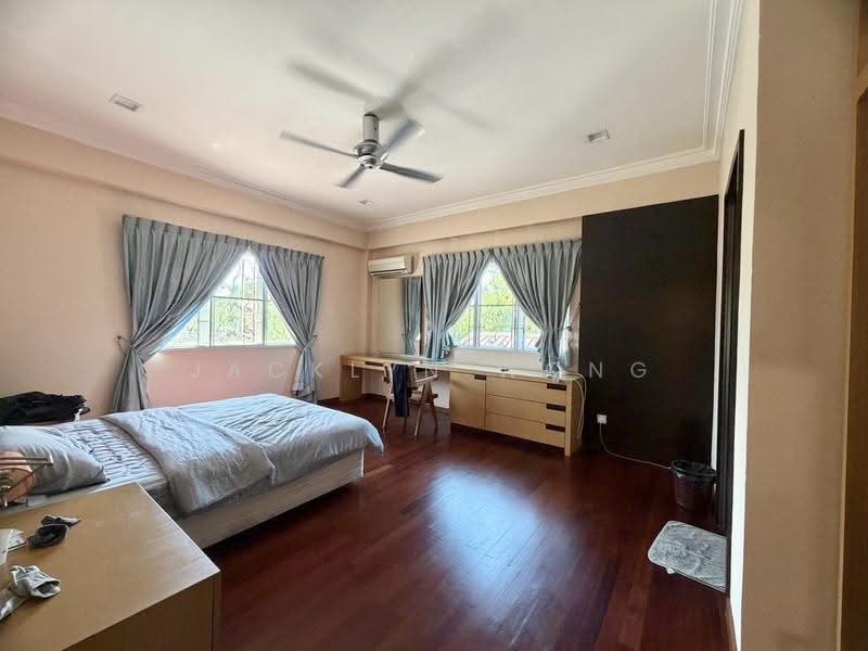 Bungalow House untuk Dijual di Taman BDC (Kota Kinabalu) - Jacklyn Wong - Bedroom - PropertyGuru.com.my