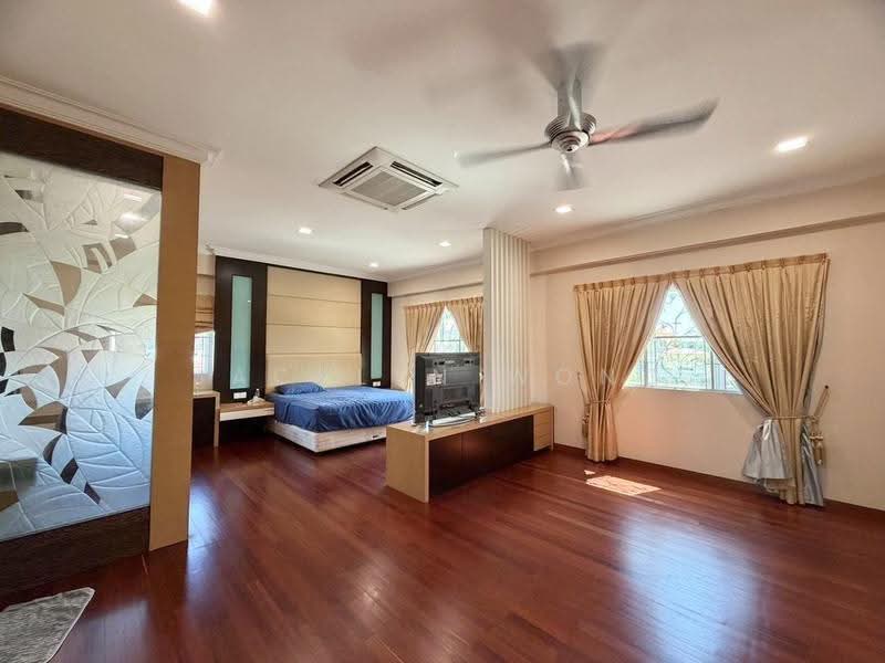 Bungalow House untuk Dijual di Taman BDC (Kota Kinabalu) - Jacklyn Wong - Bedroom - PropertyGuru.com.my