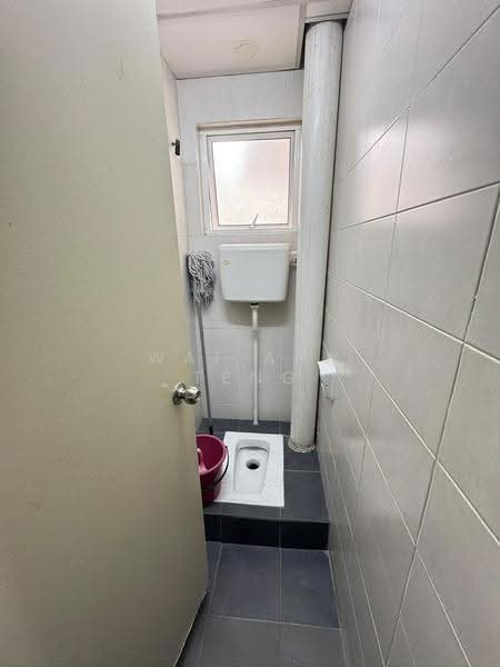 Shop for Rent in Seri Kembangan (Selangor) - Wai Ann Teng - Bathroom - PropertyGuru.com.my