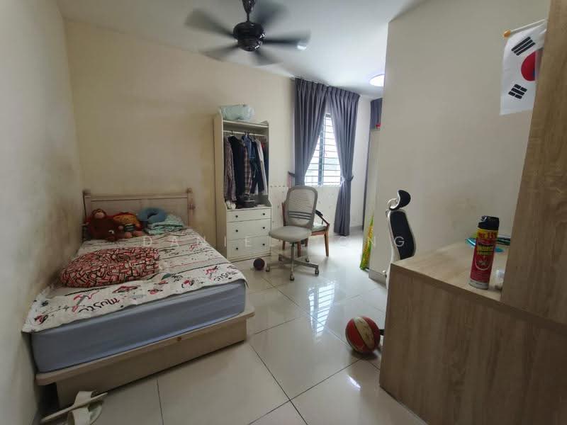 2-storey Terraced House for Sale in Taman Mount Austin (Tebrau) - Daniel Yong - Bedroom - PropertyGuru.com.my