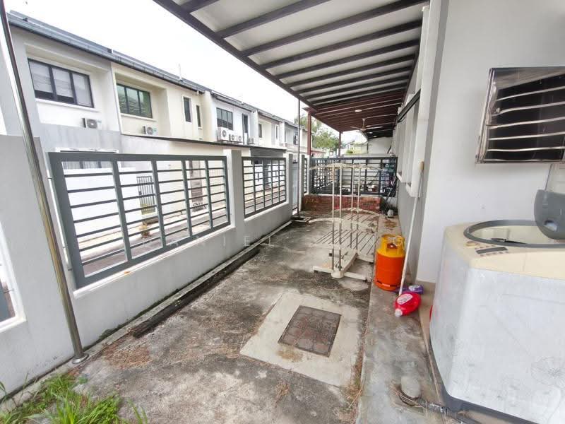 2-storey Terraced House for Sale in Taman Mount Austin (Tebrau) - Daniel Yong - Exterior - PropertyGuru.com.my