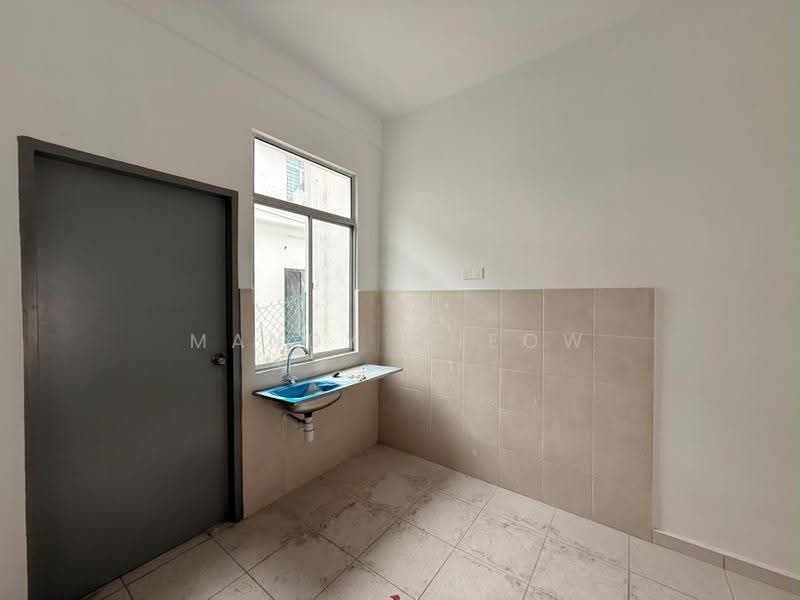 Rumah Teres untuk Disewa di Taman Kundang Jaya (Rawang) - Mandy Cheow - Kitchen - PropertyGuru.com.my