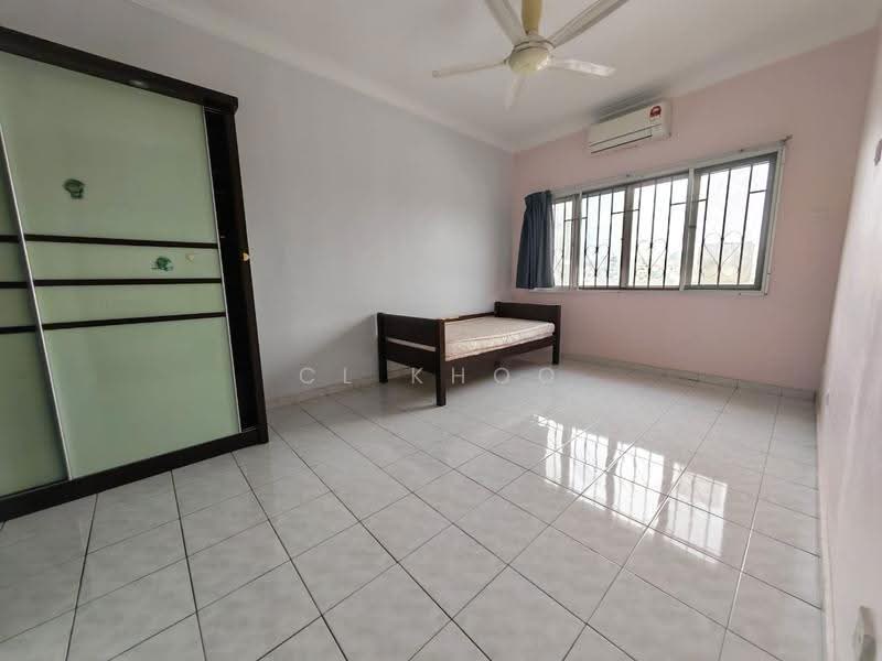 Apartment for Sale at Pangsapuri Sri Mekar - Cl Khoo - Bedroom - PropertyGuru.com.my