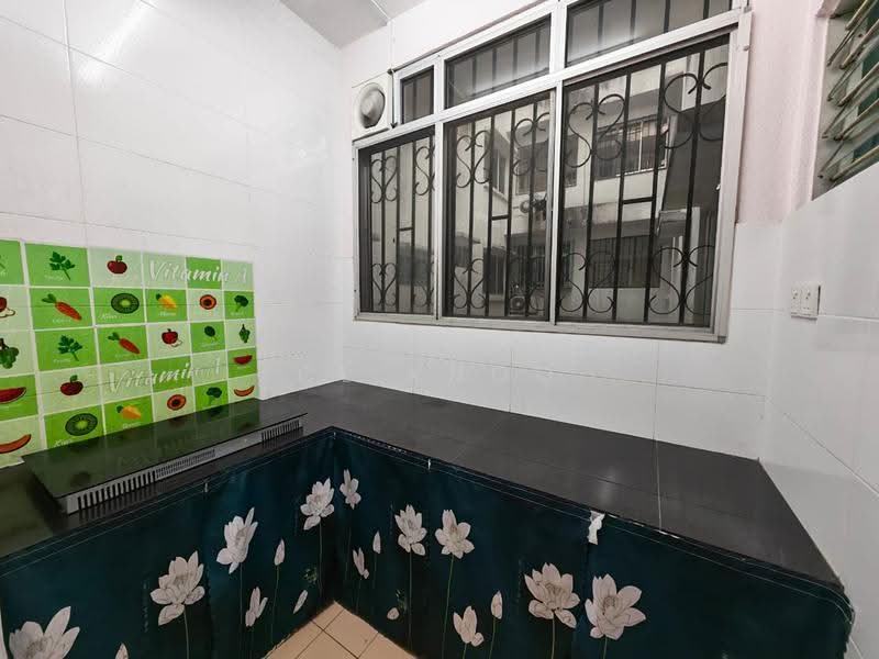 Apartment for Sale at Pangsapuri Sri Mekar - Cl Khoo - Kitchen - PropertyGuru.com.my