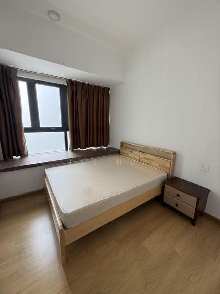 Condominium for Rent at Amberside @ Country Garden Danga Bay - Jee Hui - Bedroom - PropertyGuru.com.my