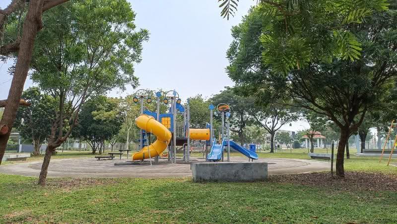 2-storey Terraced House for Rent in Bandar Sri Sendayan (Negeri Sembilan) - Tifi Ten - Garden - PropertyGuru.com.my