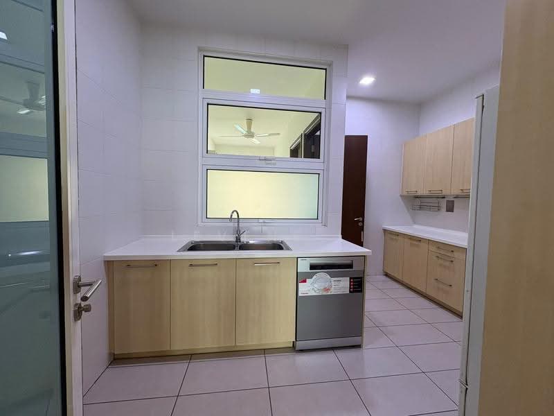 Condominium for Sale at Sunway Vivaldi - Levene Li - Kitchen - PropertyGuru.com.my