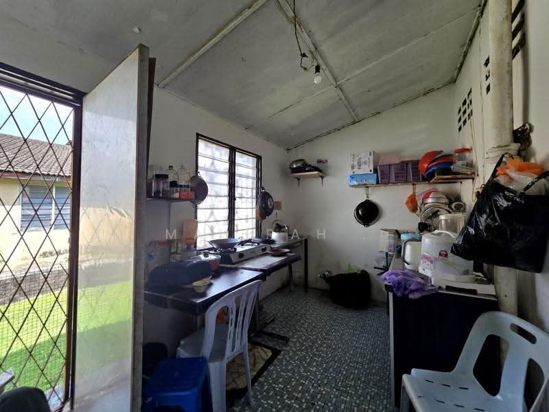 1-storey Terraced House for Sale in Kepong (Kuala Lumpur) - Mahirah . - Kitchen - PropertyGuru.com.my