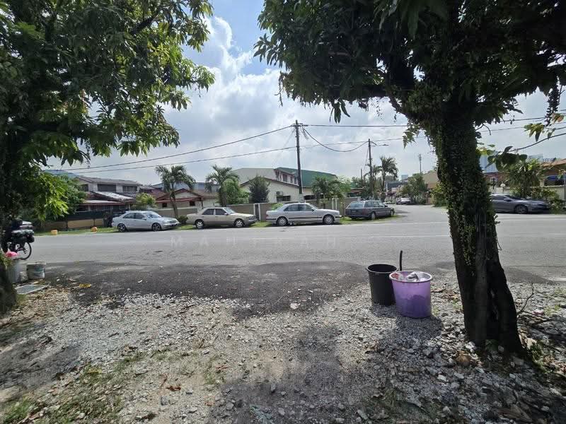 1-storey Terraced House for Sale in Kepong (Kuala Lumpur) - Mahirah . - Exterior - PropertyGuru.com.my