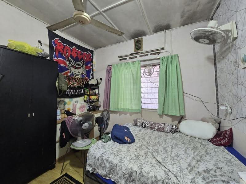 1-storey Terraced House for Sale in Kepong (Kuala Lumpur) - Mahirah . - Bedroom - PropertyGuru.com.my