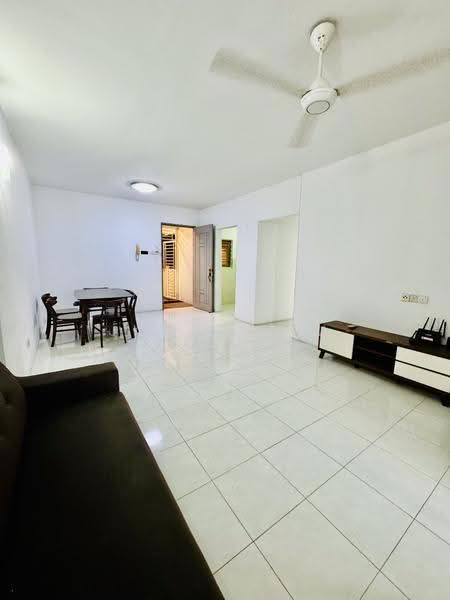 Condominium for Rent at The Spring - Joyce Lim - Living Room - PropertyGuru.com.my