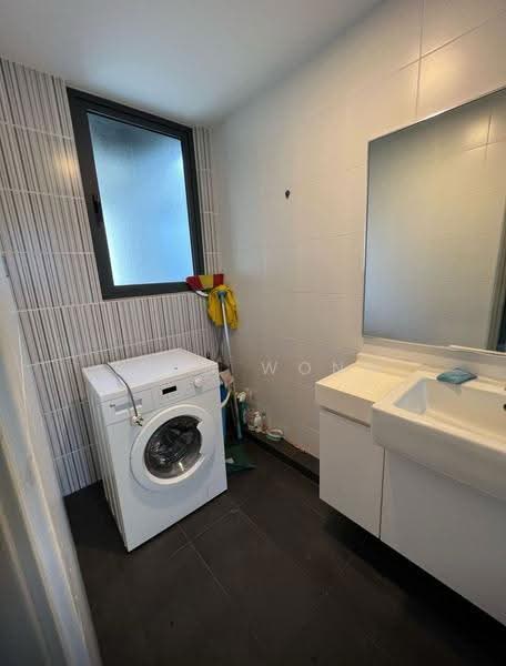 Service Residence for Sale at V@SUMMERPLACE - Lynn Wong - Bathroom - PropertyGuru.com.my