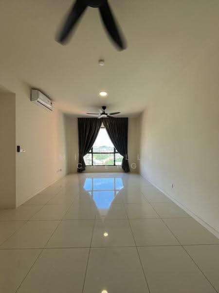 Kediaman Servis untuk Disewa di Emerald 9 - MICHELLE CHENG - Living Room - PropertyGuru.com.my