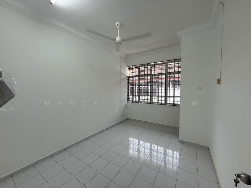 2-storey Terraced House for Rent in Taman Perling (Perling) - Mandy Goh Siew Li - Living Room - PropertyGuru.com.my