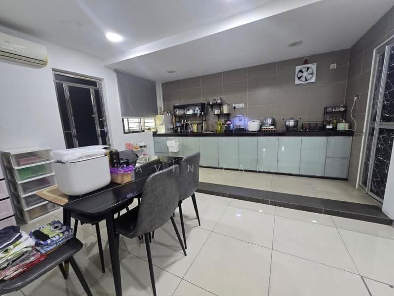 Rumah Teres 2-Tingkat untuk Dijual di Kulai (Johor) - Kavin Tan - Kitchen - PropertyGuru.com.my