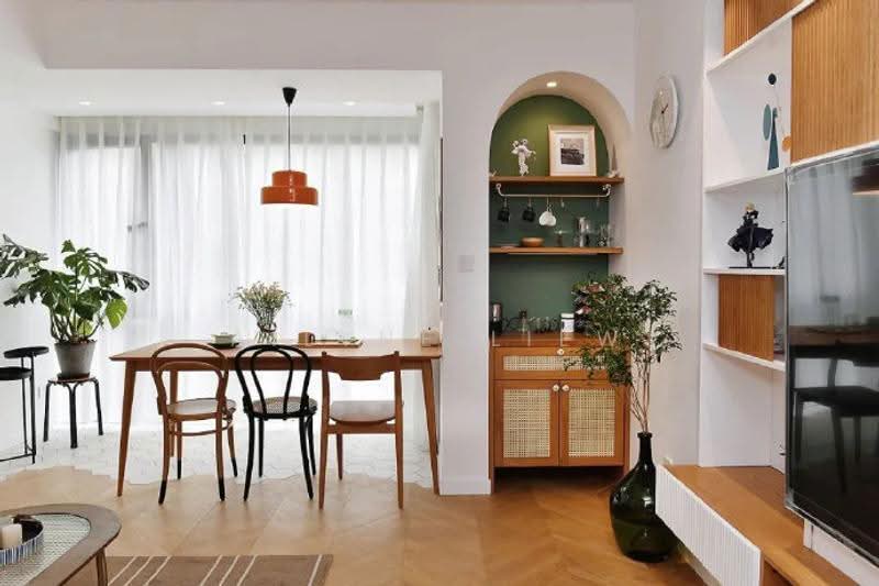 Service Residence for Sale at 264 @ Seiring - Ailyne Liew - Dining Room - PropertyGuru.com.my
