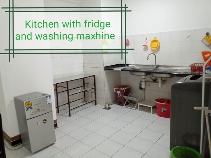 Kediaman Servis untuk Disewa di Larkin Heights - YY Tey - Kitchen - PropertyGuru.com.my