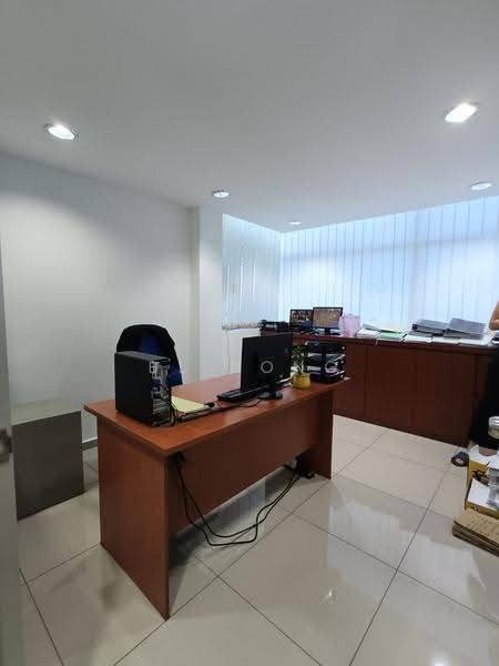 Warehouse for Rent in Taman Angkasa Nuri (Durian Tunggal) - BL Bong - PropertyGuru.com.my