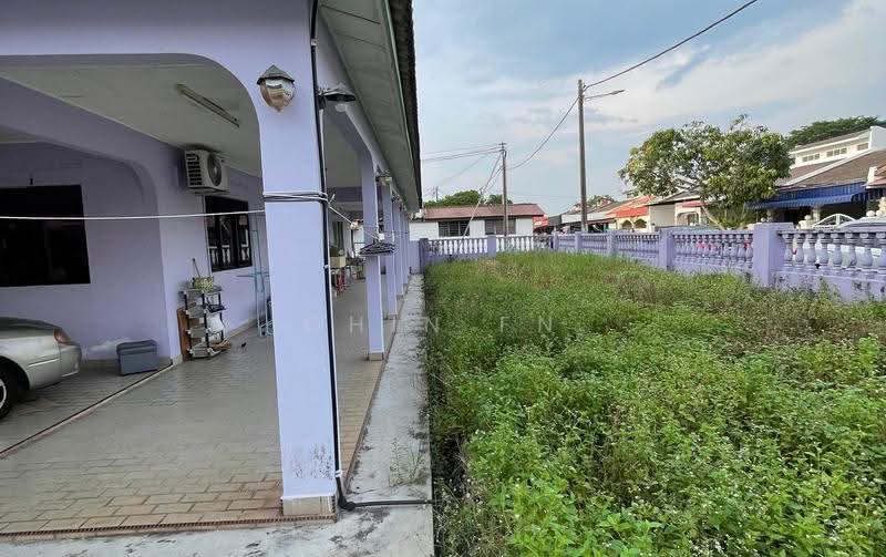 Rumah Teres 1-Tingkat untuk Dijual di Melaka City (Melaka) - CHIN FN - Exterior - PropertyGuru.com.my