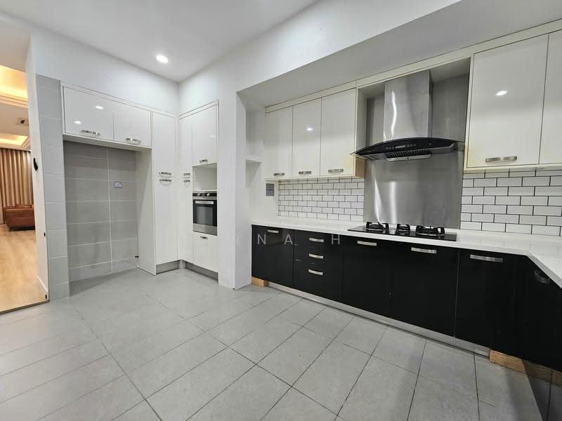 Rumah Teres 2-Tingkat untuk Dijual di Alam Damai (Cheras) - Anna H - Kitchen - PropertyGuru.com.my
