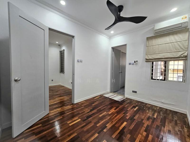 Rumah Teres 2-Tingkat untuk Dijual di Alam Damai (Cheras) - Anna H - PropertyGuru.com.my