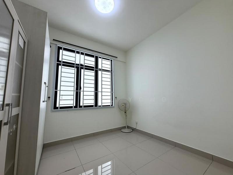 Kediaman Servis untuk Dijual di Citywoods - Daniel Yong - Bedroom - PropertyGuru.com.my