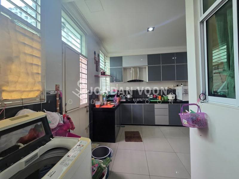 3-storey Terraced House for Sale in Sungai Ara (Penang) - Jordan Voon - Kitchen - PropertyGuru.com.my