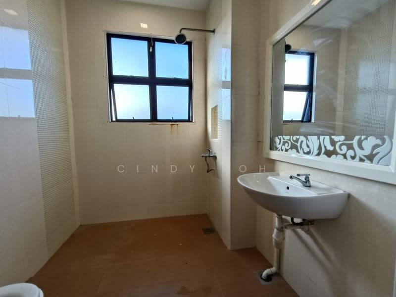 Cluster House for Rent in Austin Heights (Tebrau) - Cindy Soh - Bathroom - PropertyGuru.com.my