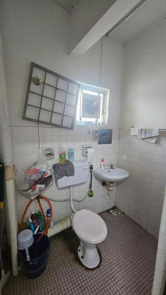 Rumah Teres 2-Tingkat untuk Dijual di Taman Puchong Perdana (Puchong) - Peter Pua - Bathroom - PropertyGuru.com.my
