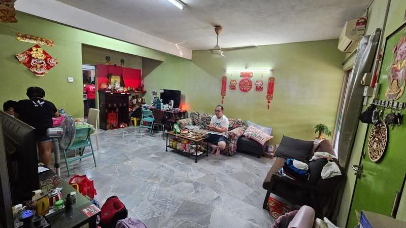 Rumah Teres 2-Tingkat untuk Dijual di Taman Puchong Perdana (Puchong) - Peter Pua - Living Room - PropertyGuru.com.my