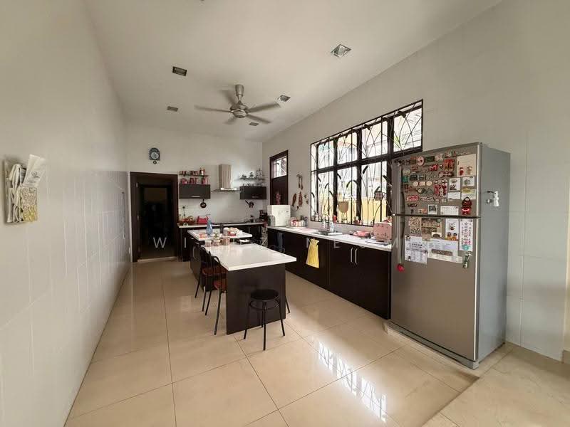Bungalow House for Sale in Happy Garden (Kuchai Lama) - Windz Neom - Kitchen - PropertyGuru.com.my